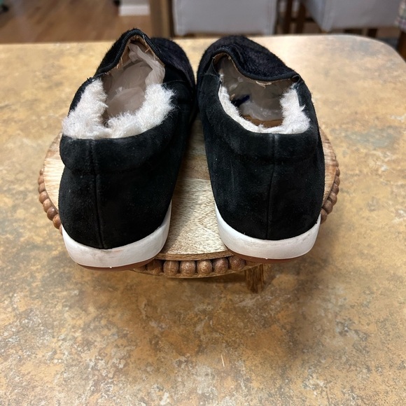 EMU Australia Black Shipskin Fur-Lined Slip-On Shoes - Picture 5 of 7